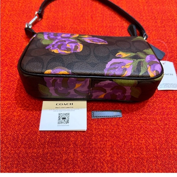 ❤️❤️❤️Authentic Coach Nolita 19 bag/jumbo rose print/silver tone hardware ❤️❤️❤️ - Picture 7 of 8